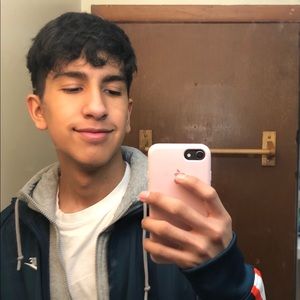 Meet your Posher, Ariel